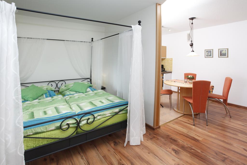 Ferienwohnung Inge Steinruecken وينتربرغ الغرفة الصورة
